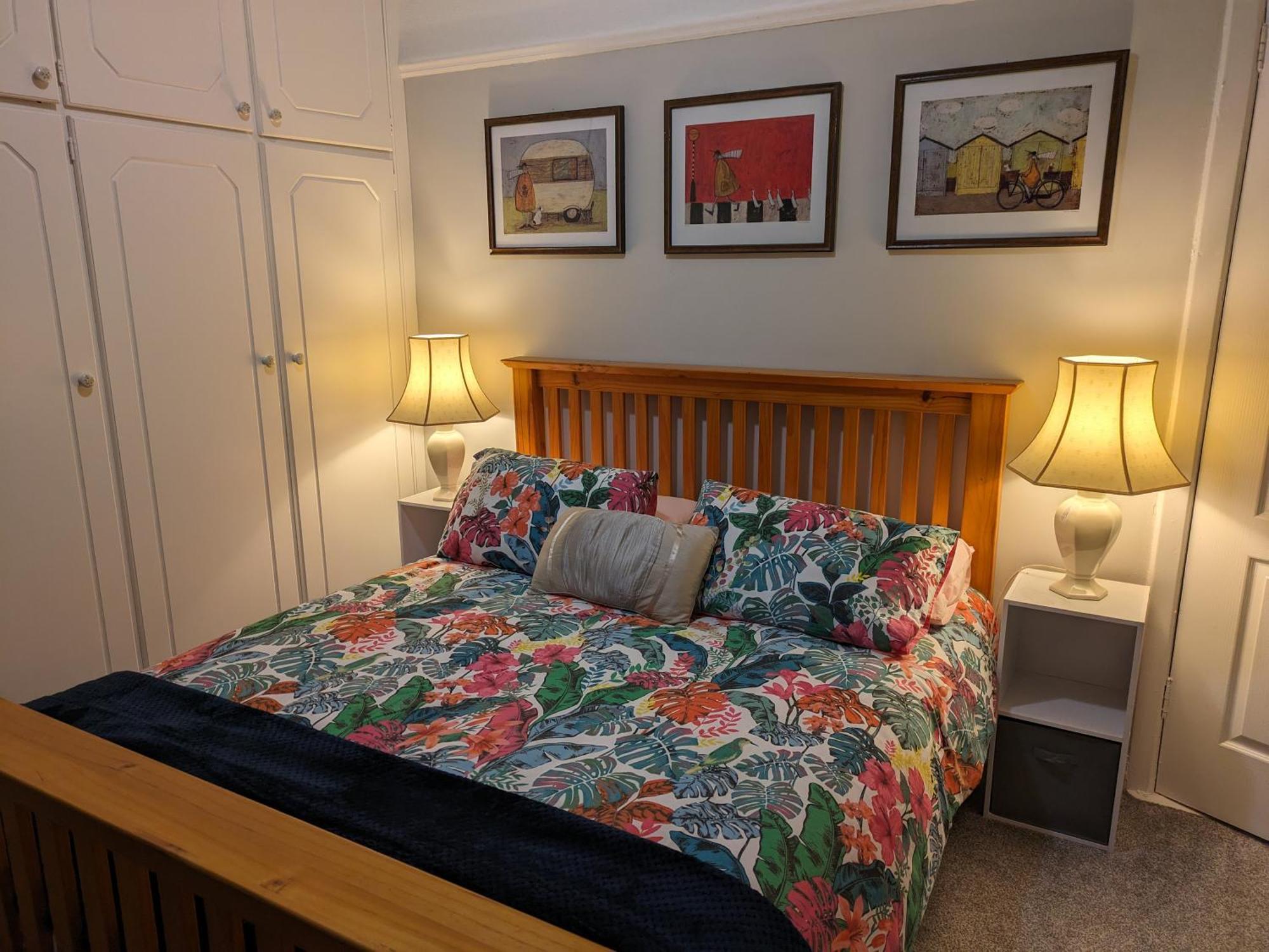 Mairead - Cosy Property In Gaeltacht Quarter Belfast Eksteriør billede