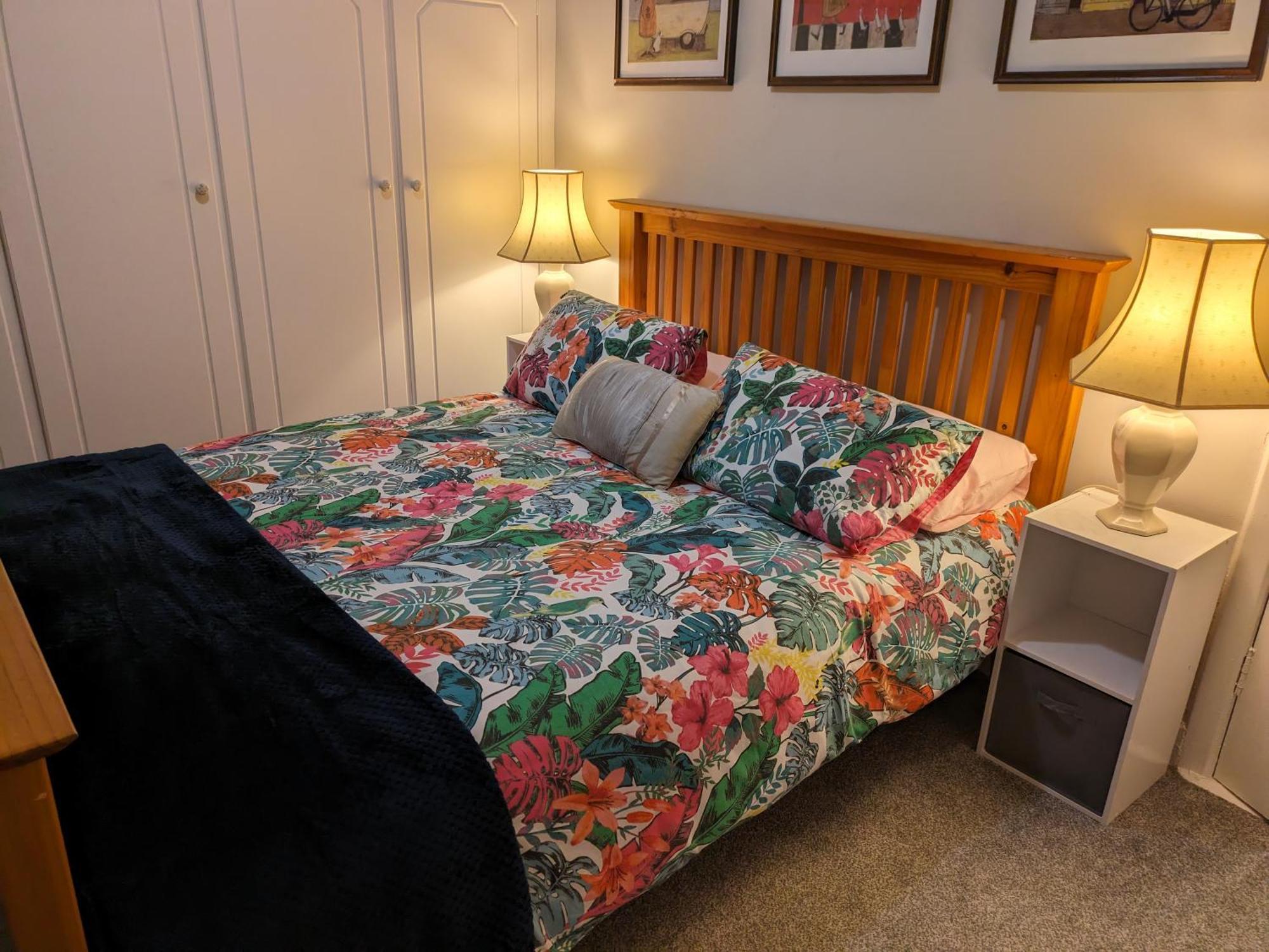 Mairead - Cosy Property In Gaeltacht Quarter Belfast Eksteriør billede